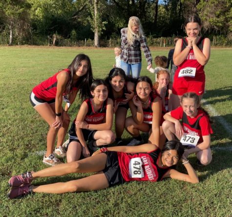 Cross Country Runners Face Challenges, Find Rewards